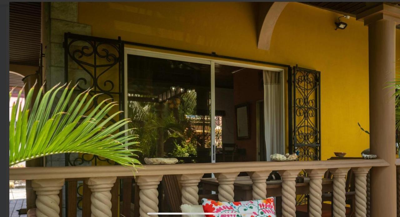 Effie Mountain View Coco Villa Misere Exterior photo